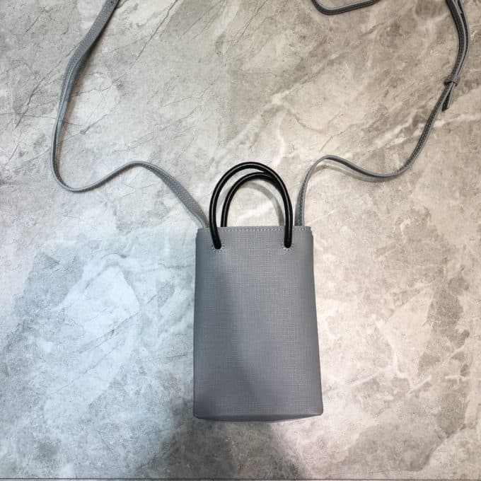 高品質 バレンシアガバッグコピー 定番人気2021新品 BALENCIAGA 男女兼用 ショルダーバッグ - 画像 (2)