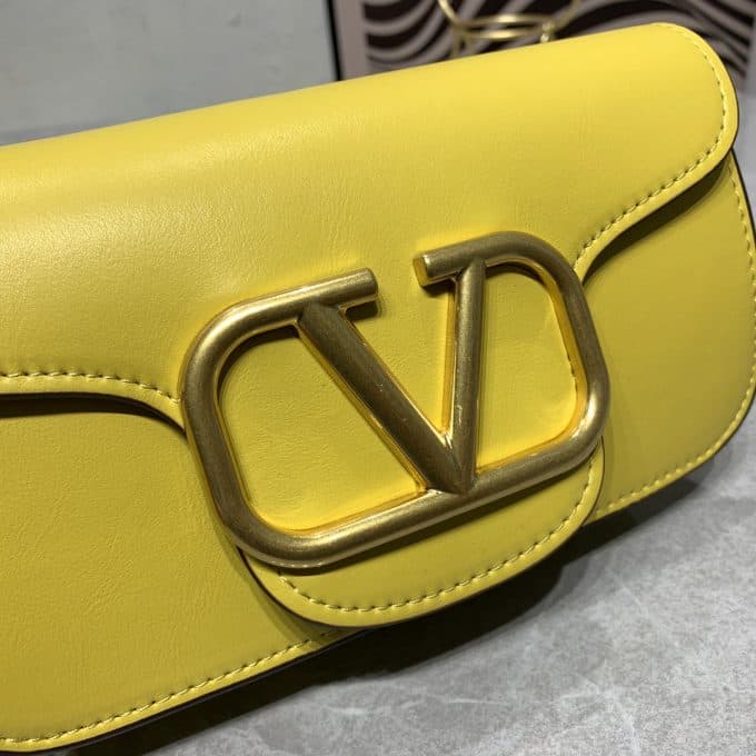 ヴァレンティノバッグコピー 2022新品注目度NO.1 Valentino レディース ショルダーバッグ - 画像 (4)