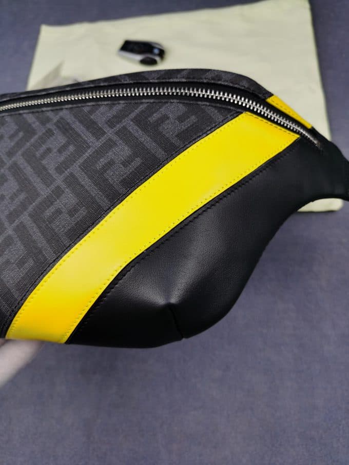 フェンディバッグコピー 定番人気2021新品 FENDI メンズ ボディバッグ - 画像 (3)