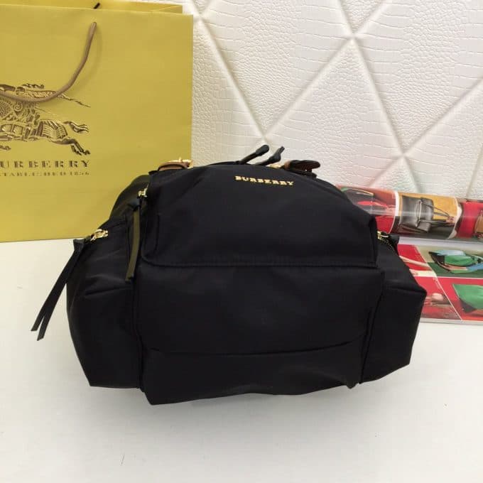 バーバリーバッグコピー 定番人気2021新品 BURBERRY 男女兼用 バックパック - 画像 (7)