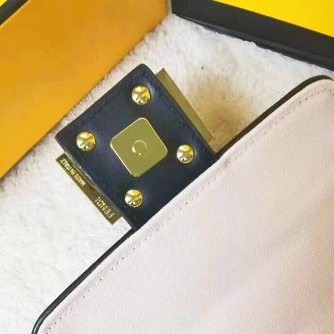 フェンディバッグコピー 2022新品注目度NO.1 FENDI レディース ショルダーバッグ - 画像 (5)