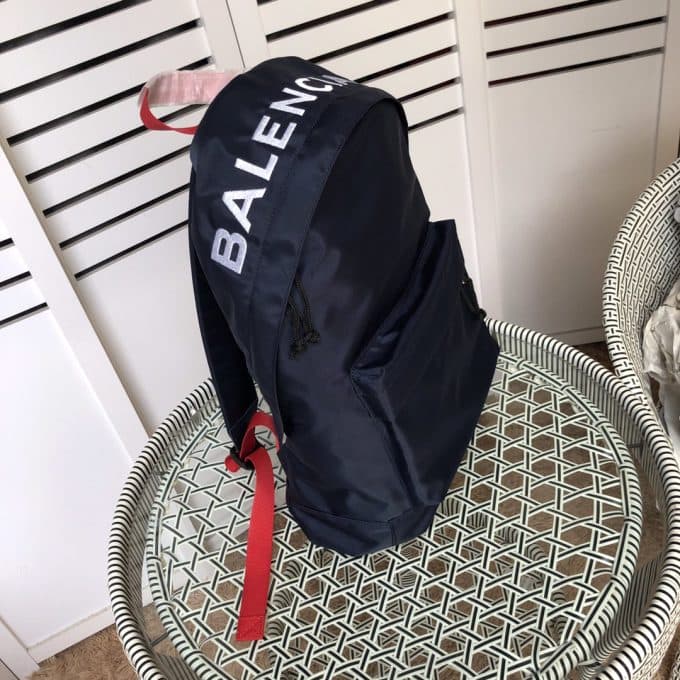 バレンシアガバッグコピー 2021新品注目度NO.1 BALENCIAGA 男女兼用 バックパック - 画像 (2)