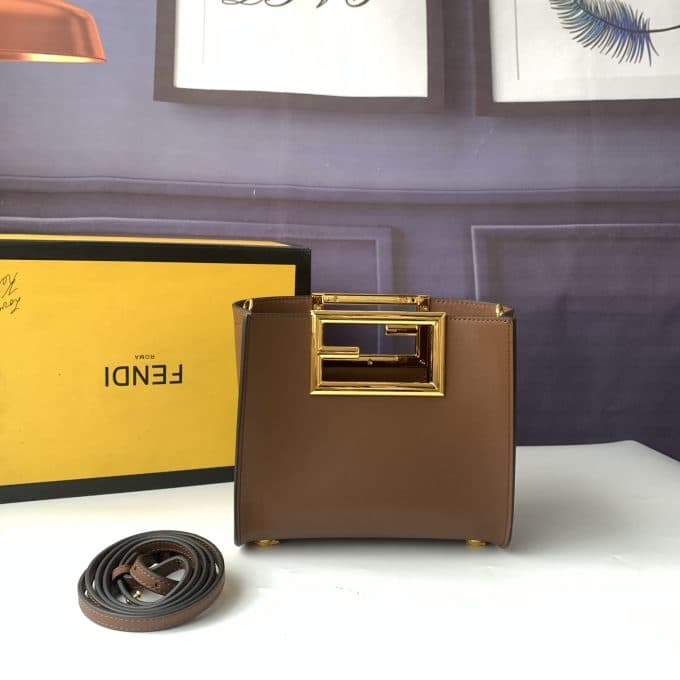 フェンディバッグコピー 2022新品注目度NO.1 FENDI レディース ショルダーバッグ