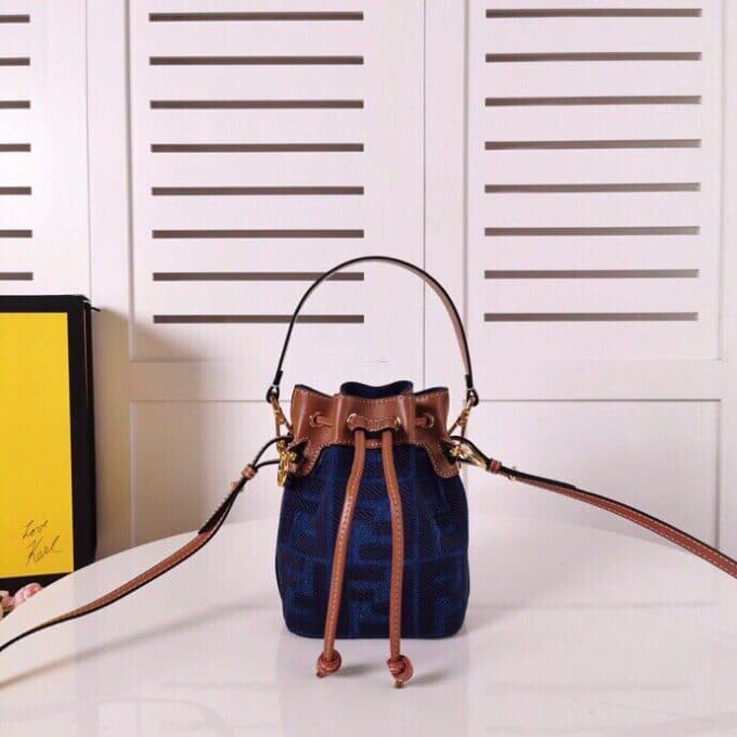 フェンディバッグコピー 2022新品注目度NO.1 FENDI レディース バケツバッグ