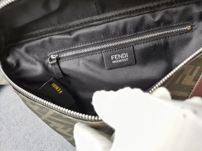 フェンディバッグコピー 2021新品注目度NO.1 FENDI メンズ ボディバッグ - 画像 (9)