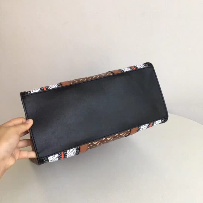 2019秋冬大人気バーバリー(BURBERRY)☆レディース トートバッグコピー☆絶品定番商品!今から活躍!絶賛発売中！♪♪ - 画像 (5)