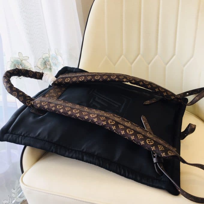 ルイヴィトンバッグコピー 大人気2022新品 Louis Vuitton 男女兼用 バックパック - 画像 (6)