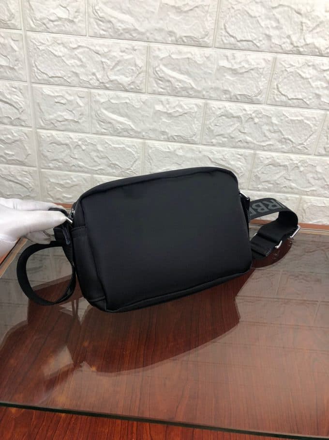 バーバリーバッグコピー 大人気2021新品 BURBERRY メンズ ウエストポーチ - 画像 (3)