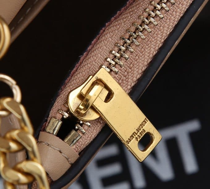 イヴサンローラン バッグコピー 定番人気2022新品 YSL レディース ショルダーバッグ - 画像 (7)