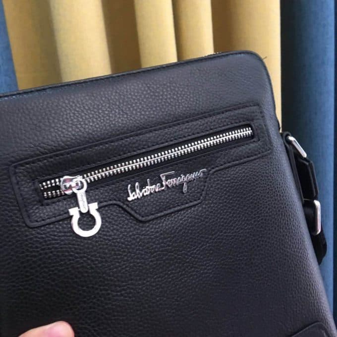 フェラガモ バッグコピー 定番人気2021新品 Ferragamo メンズ ショルダーバッグ - 画像 (6)