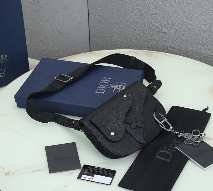 ディオールバッグコピー 大人気2021新品 Dior メンズ ショルダーバッグ - 画像 (2)