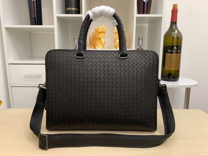 人気高級 ボッテガヴェネタバッグコピー 大人気2021新品 Bottega Veneta メンズ ブリーフケース