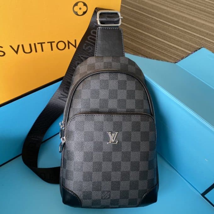 ルイヴィトンバッグコピー 2021新品注目度NO.1 Louis Vuitton メンズ ボディバッグ