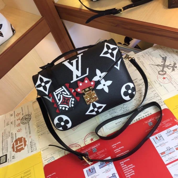 ルイヴィトンバッグコピー 定番人気2020新品 Louis Vuitton レディース ショルダーバッグ - 画像 (4)