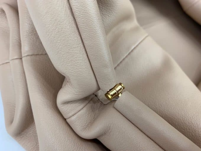 2019秋冬高品質ボッテガヴェネタ(Bottega Veneta)☆レディースセカンドバッグコピー☆数量限定発表！お見逃しなく！ - 画像 (9)