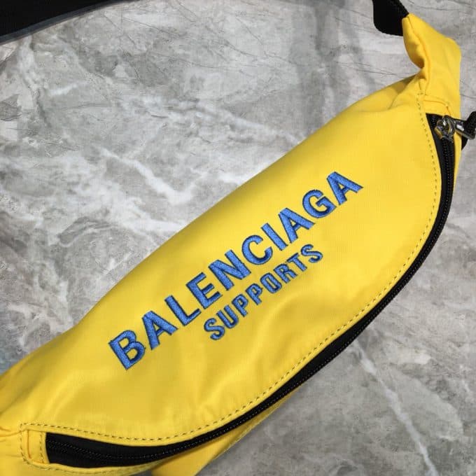 高品質 バレンシアガバッグコピー 定番人気2021新品 BALENCIAGA 男女兼用 ボディバッグ - 画像 (5)