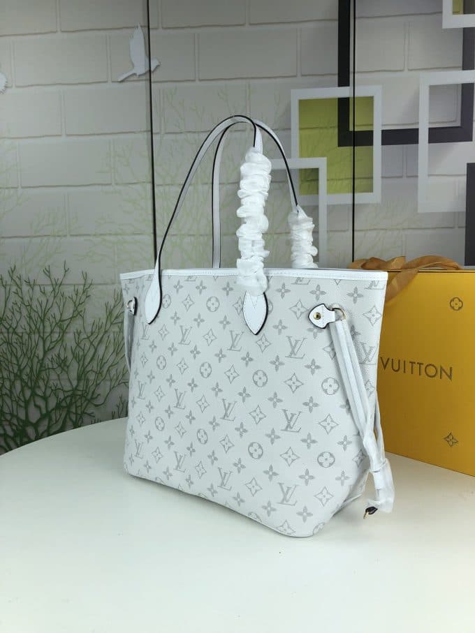 ルイヴィトンバッグコピー 2020新品注目度NO.1 Louis Vuitton レディース トートバッグ - 画像 (3)