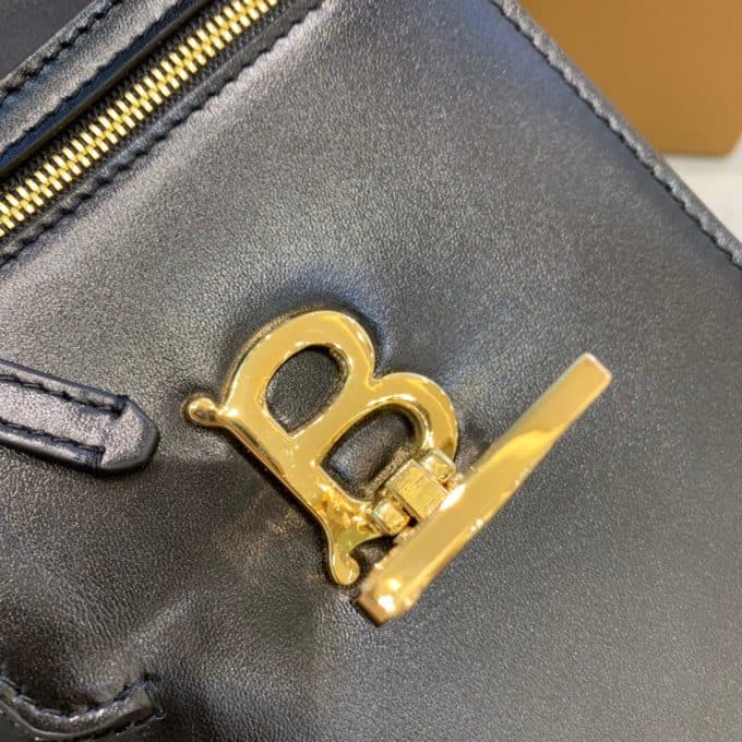 バーバリーバッグコピー 2022新品注目度NO.1 BURBERRY 男女兼用 携帯 電話 バッグ - 画像 (5)