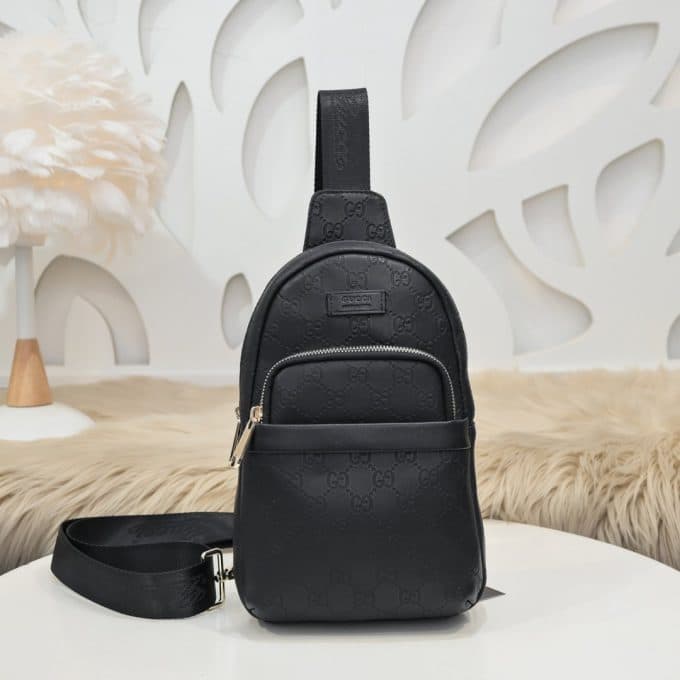 グッチバッグコピー 大人気2021新品 GUCCI メンズ ボディバッグ
