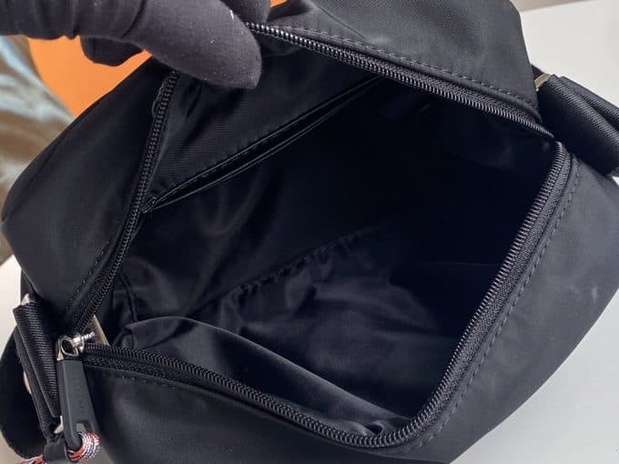 バーバリーバッグコピー 大人気2021新品 BURBERRY メンズ ショルダーバッグ - 画像 (9)