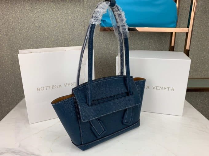 2019新作超売れ筋ボッテガヴェネタ(Bottega Veneta)☆レディース ハンドバックコピー☆効果抜群♪視線を独り占める!! - 画像 (2)