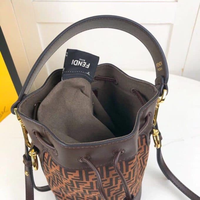 フェンディバッグコピー 2022新品注目度NO.1 FENDI レディース バケツバッグ - 画像 (9)