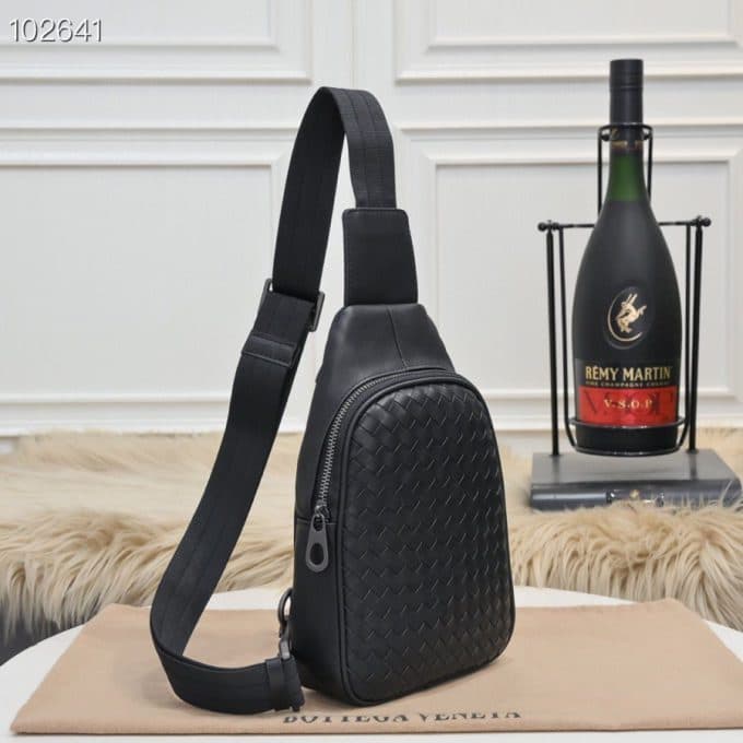 ボッテガヴェネタバッグコピー 2021新品注目度NO.1 Bottega Veneta メンズ ボディバッグ - 画像 (3)