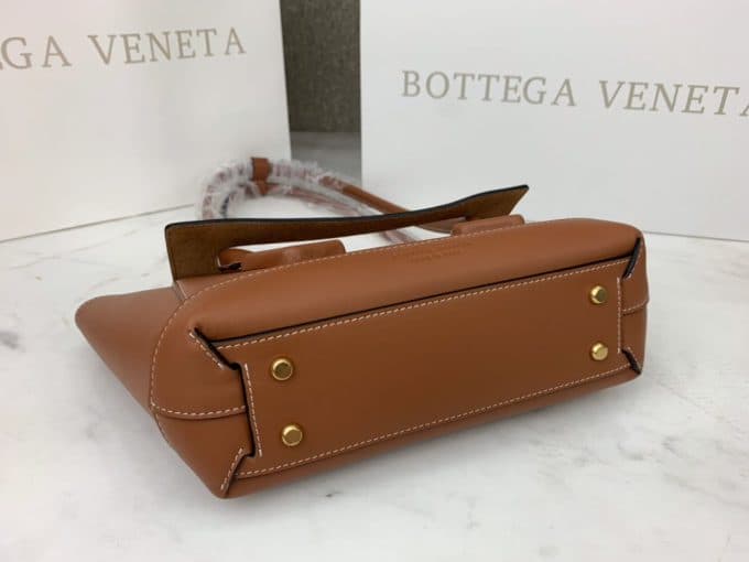 2019秋冬高品質ボッテガヴェネタ(Bottega Veneta)☆レディース ハンドバックコピー☆気持ちの良い触り心地♪相性抜群！ - 画像 (4)