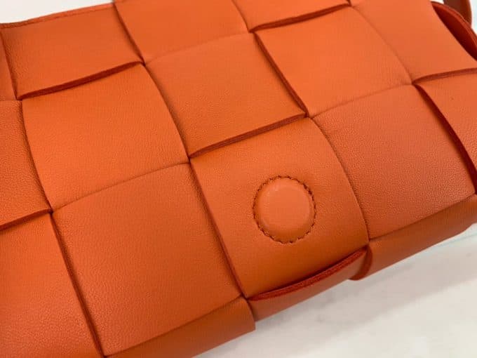 2019秋冬新作☆超売れ筋ボッテガヴェネタ(Bottega Veneta)☆レディース ショルダーバッグコピー☆特別価格にて販売!!今一番流行っている人気アイテム!! - 画像 (7)