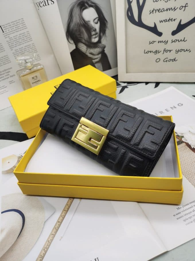 フェンディ財布コピー 2021新品注目度NO.1 FENDI レディース 長財布