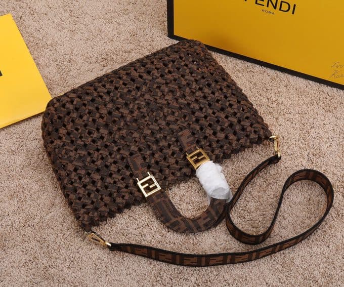 フェンディバッグコピー 2022新品注目度NO.1 FENDI レディース トートバッグ - 画像 (5)