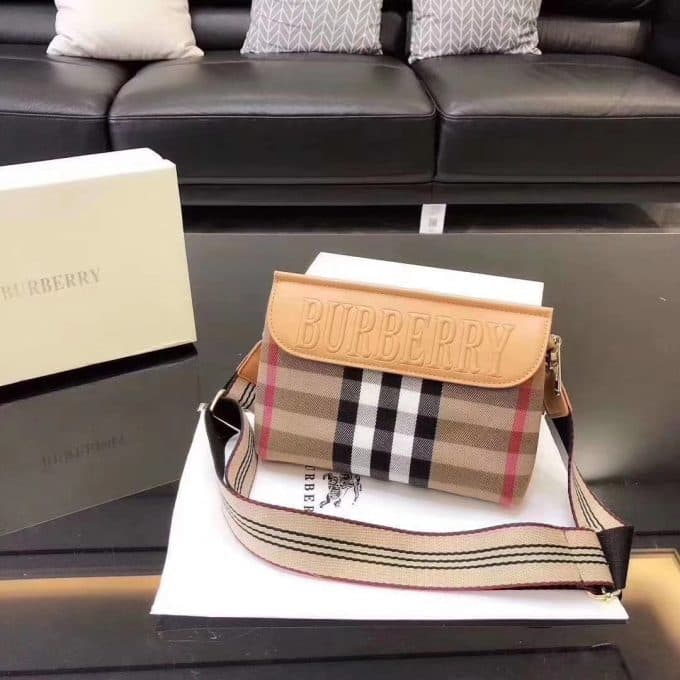 2019秋冬定番商品バーバリー(BURBERRY)☆レディースウエストポーチコピー☆爆発人気商品!数量限定発表★♫♪ - 画像 (2)