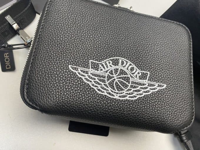 高品質 ディオールバッグコピー 2021新品注目度NO.1 Dior メンズ ショルダーバッグ - 画像 (5)