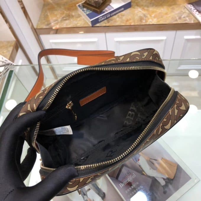 バーバリーバッグコピー 定番人気2021新品 BURBERRY メンズ ショルダーバッグ - 画像 (8)