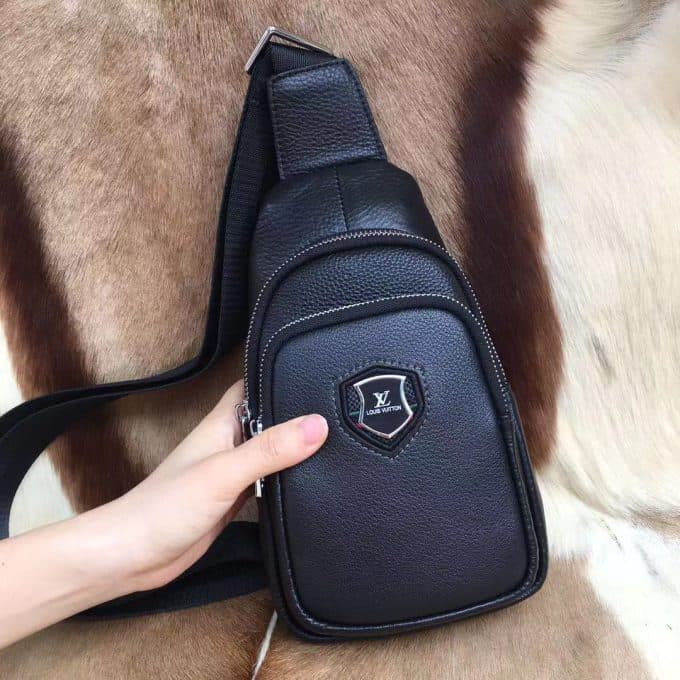 ルイヴィトンバッグコピー 定番人気2021新品 Louis Vuitton メンズ ボディバッグ