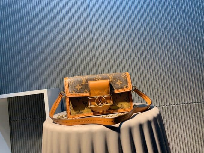 ルイヴィトンバッグコピー 2020新品注目度NO.1 Louis Vuitton レディース ショルダーバッグ
