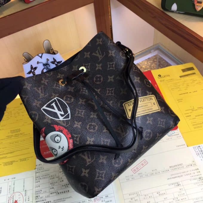 ルイヴィトンバッグコピー 定番人気2020新品 Louis Vuitton レディース バケツバッグ - 画像 (4)