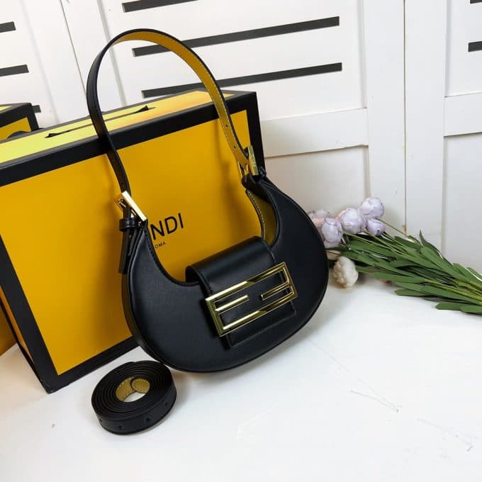 フェンディバッグコピー 2022新品注目度NO.1 FENDI レディース ハンドバッグ