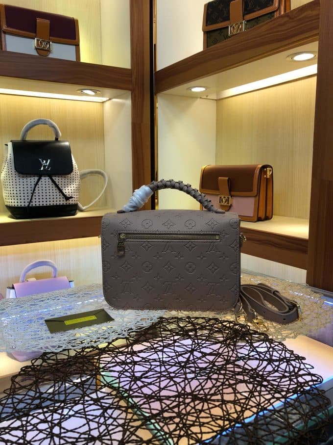ルイヴィトンバッグコピー 2020新品注目度NO.1 Louis Vuitton メンズ ショルダーバッグ - 画像 (4)