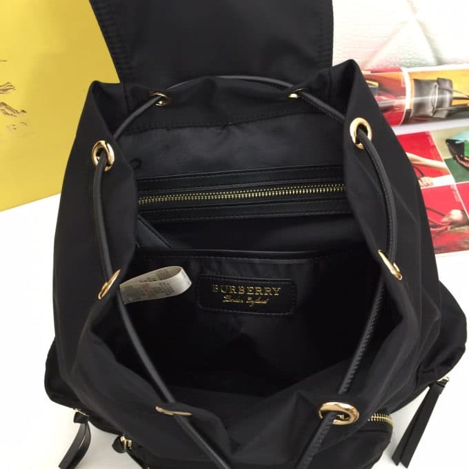 バーバリーバッグコピー 定番人気2021新品 BURBERRY 男女兼用 バックパック - 画像 (9)