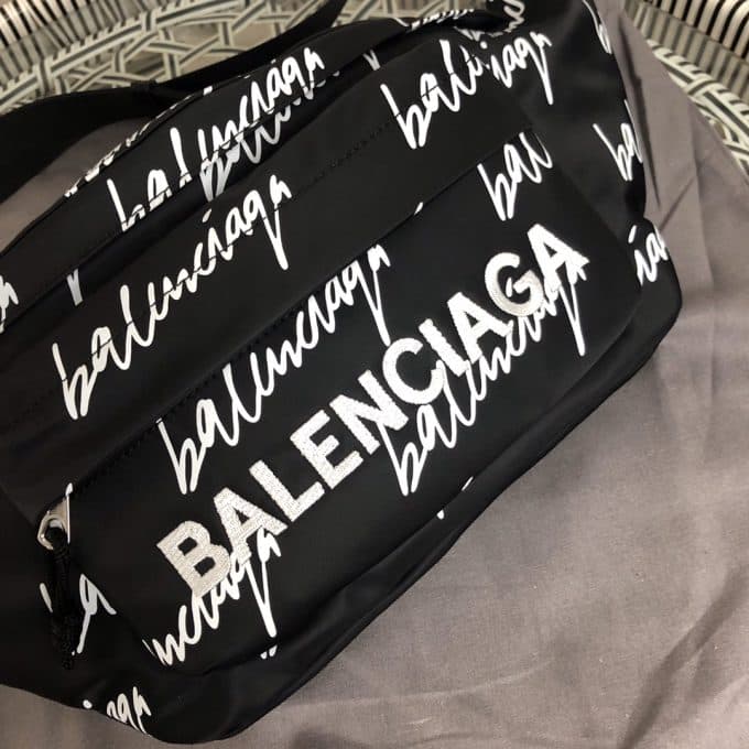 バレンシアガバッグコピー 大人気2021新品 BALENCIAGA男女兼用 ウエストポーチ - 画像 (5)