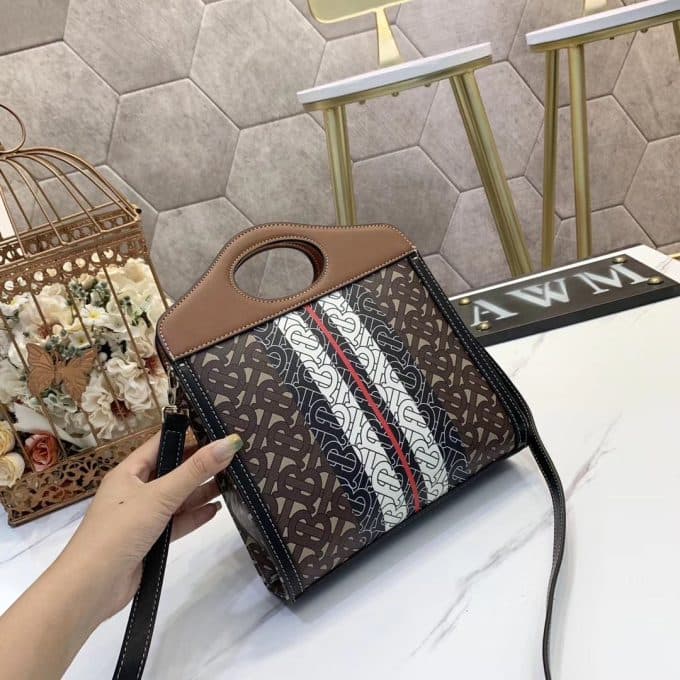 2019秋冬定番商品バーバリー(BURBERRY)☆レディース ハンドバックコピー☆爆発人気商品!数量限定発表★♫♪ - 画像 (6)