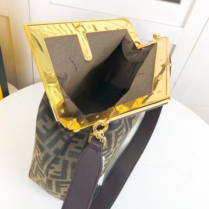 フェンディバッグコピー 大人気2022新品 FENDI レディース ショルダーバッグ - 画像 (5)