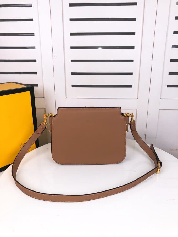 フェンディバッグコピー 大人気2022新品 FENDI レディース ショルダーバッグ - 画像 (2)