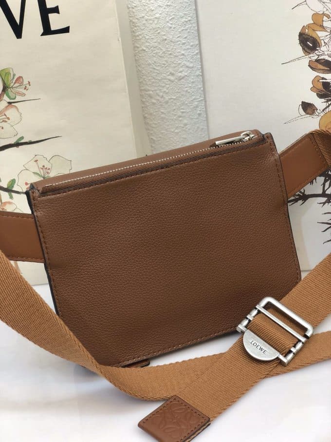 高品質 ロエベバッグコピー 2021新品注目度NO.1 Loeweメンズ ショルダーバッグ - 画像 (2)