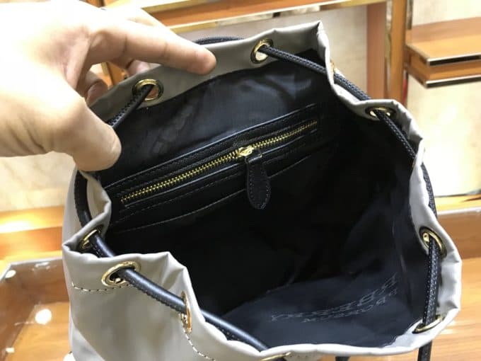 2019秋冬新作☆超売れ筋バーバリー(BURBERRY)☆レディース バックパックコピー☆特別価格にて販売!!今一番流行っている人気アイテム!! - 画像 (8)