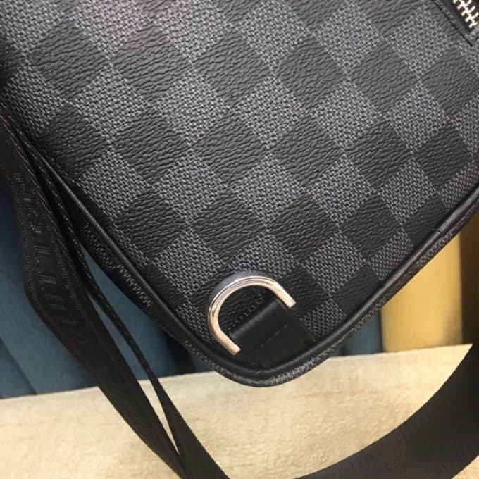 ルイヴィトンバッグコピー 大人気2021新品 Louis Vuitton メンズ ボディバッグ - 画像 (8)