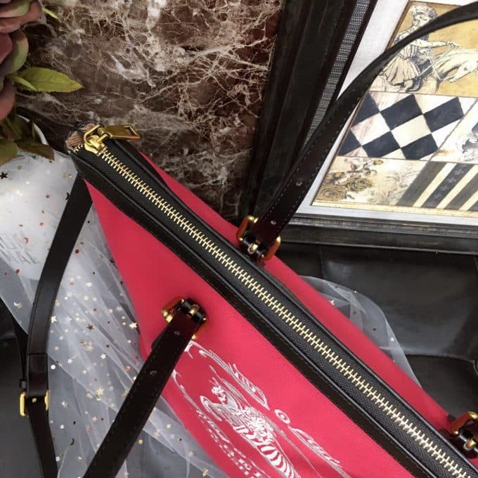 2019大人気爆発バーバリー(BURBERRY)☆レディース トートバッグコピー☆人気商品今流行り欠かせない存在☆★ - 画像 (7)
