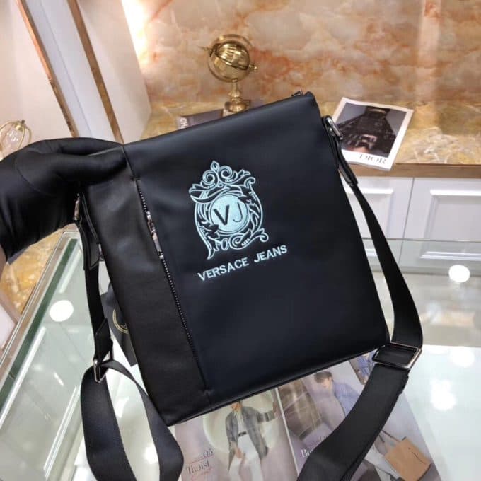 ヴェルサーチェバッグコピー 2021新品注目度NO.1 VERSACE メンズ ショルダーバッグ - 画像 (4)