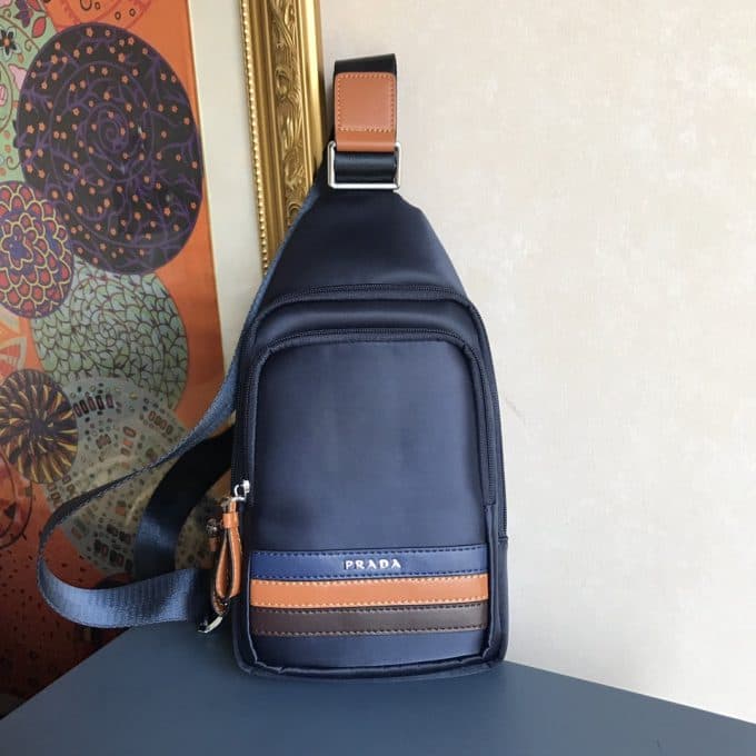 プラダバッグコピー 2021新品注目度NO.1 PRADA メンズ ボディバッグ